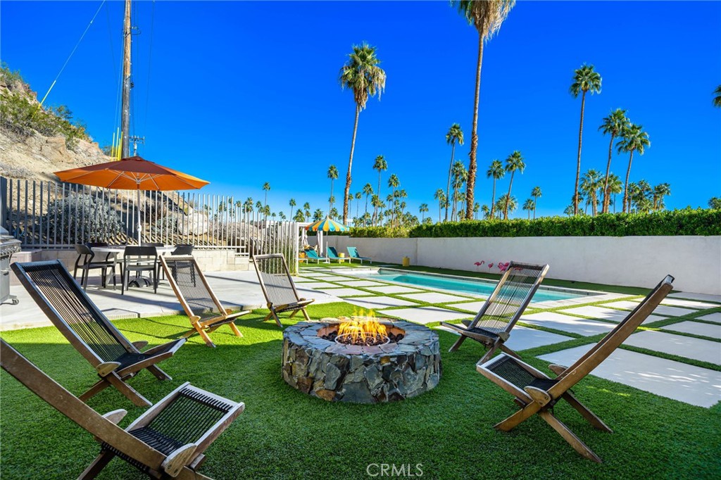 Indian Canyon Villas (33456) - Residential