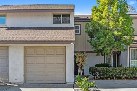 Photo of 308 Ranchwood Glen Gln, Escondido, CA 92026 (MLS # NDP2511356)