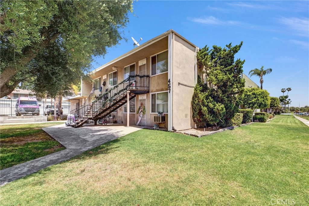 457 W Alpine