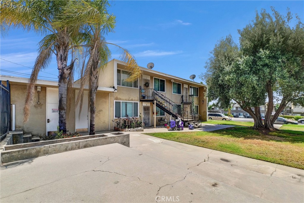 457 W Alpine