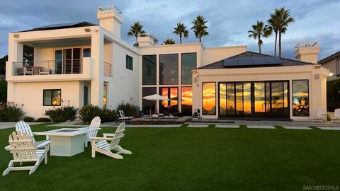 3325 Caminito Daniella Del Mar CA 92014