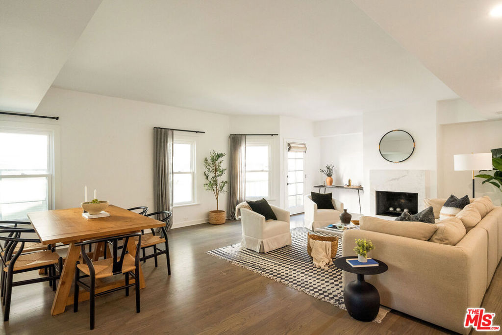 2622 2nd Street 2