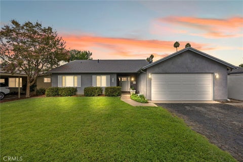 Photo of 6459 Aldea Avenue, Lake Balboa, CA 91406 (MLS # SR26192956)