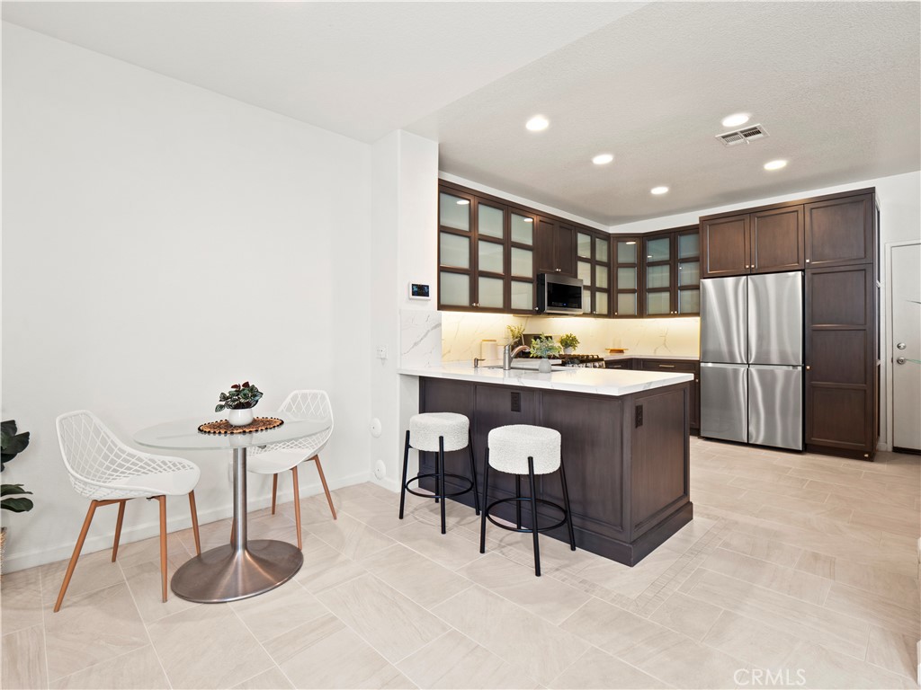 25403 Silver Crest Court