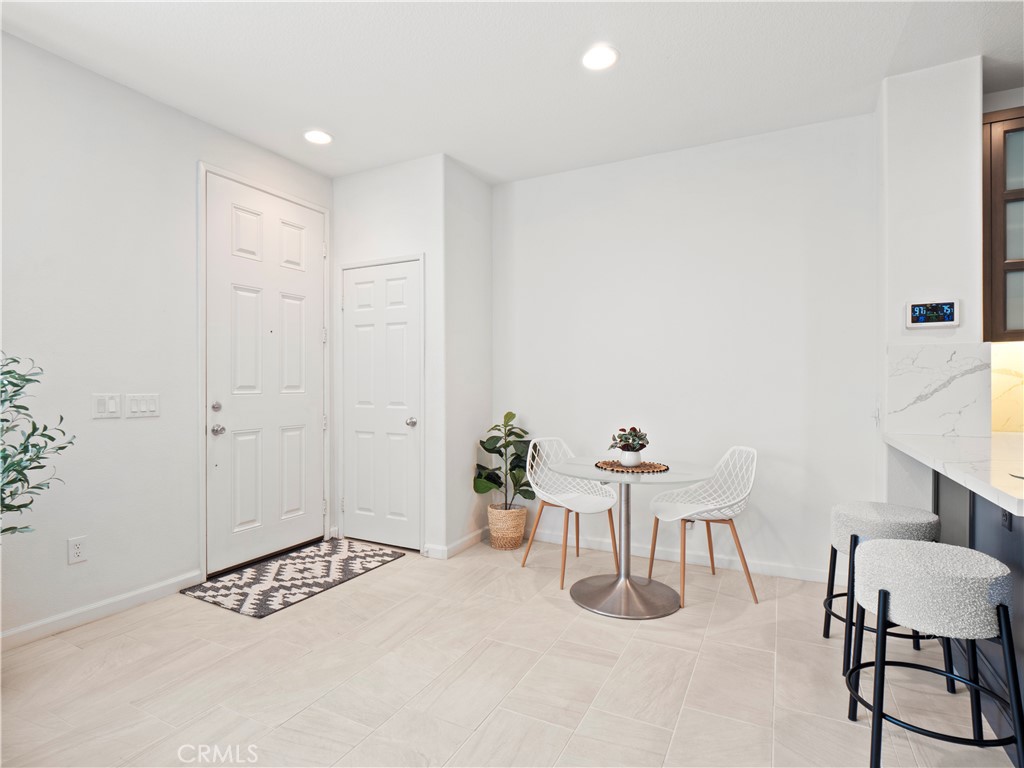 25403 Silver Crest Court