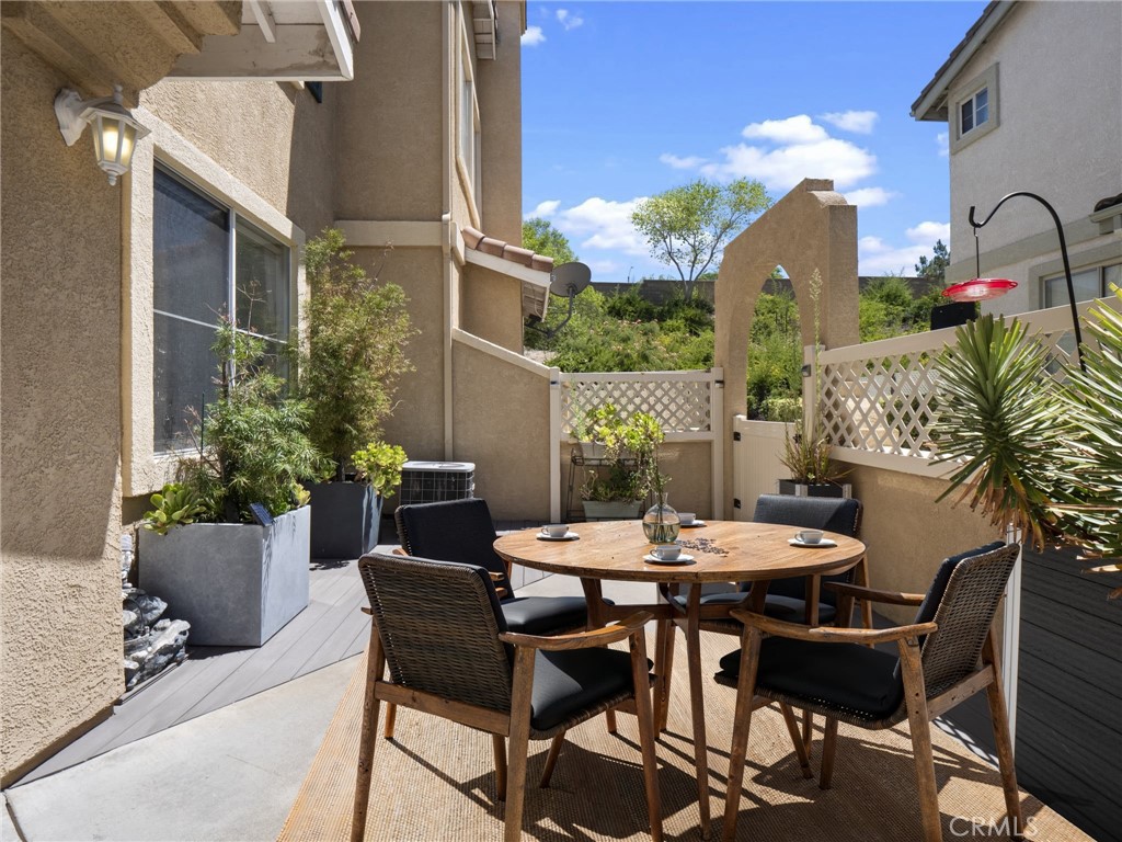 25403 Silver Crest Court
