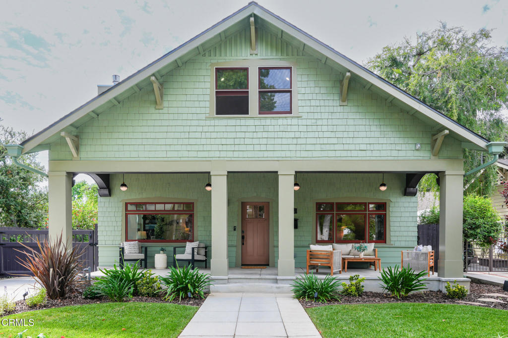 1023 Adelaine Avenue