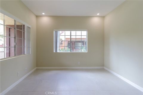 Photo of 66 Flor De Sol #66, Rancho Santa Margarita, CA 92688 (MLS # OC26081423)