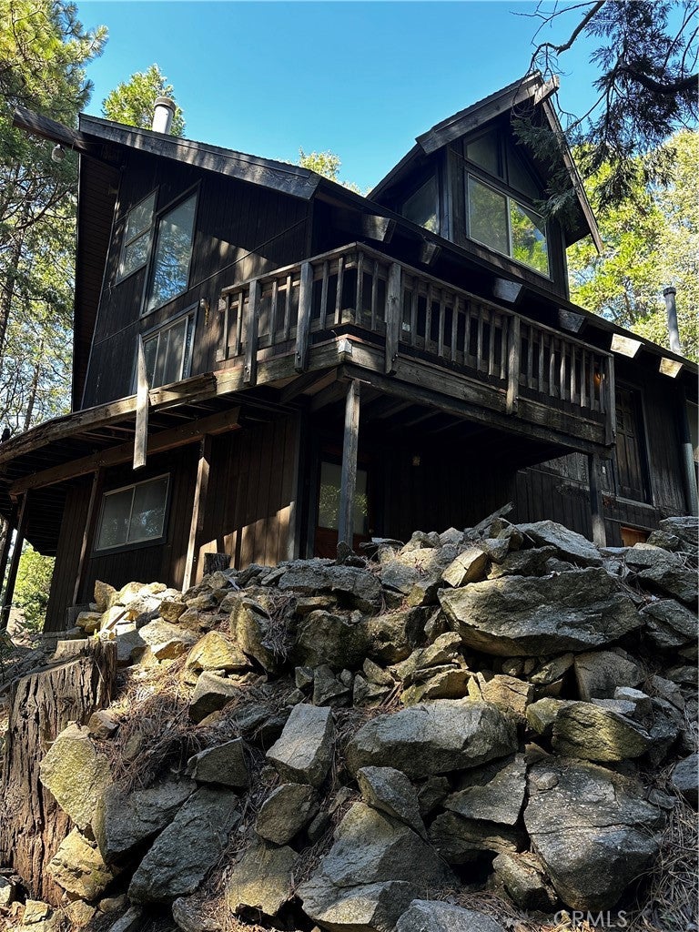 23245 Crest Forest