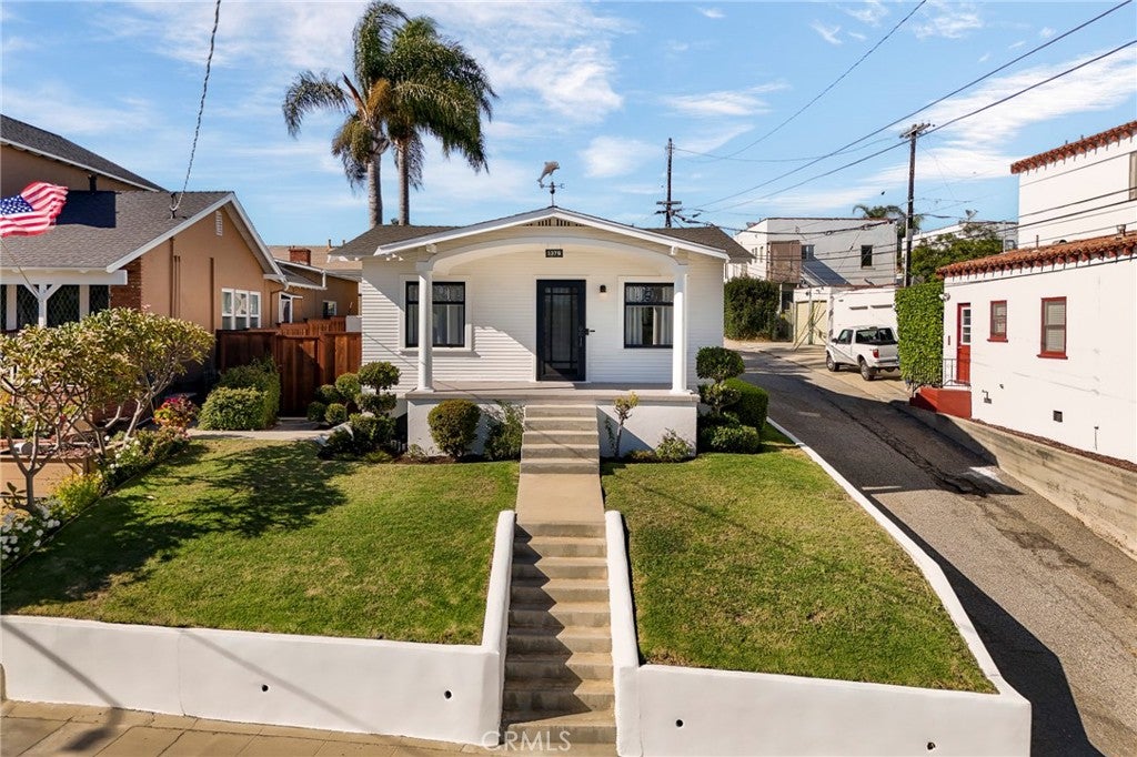 1376 W 10th