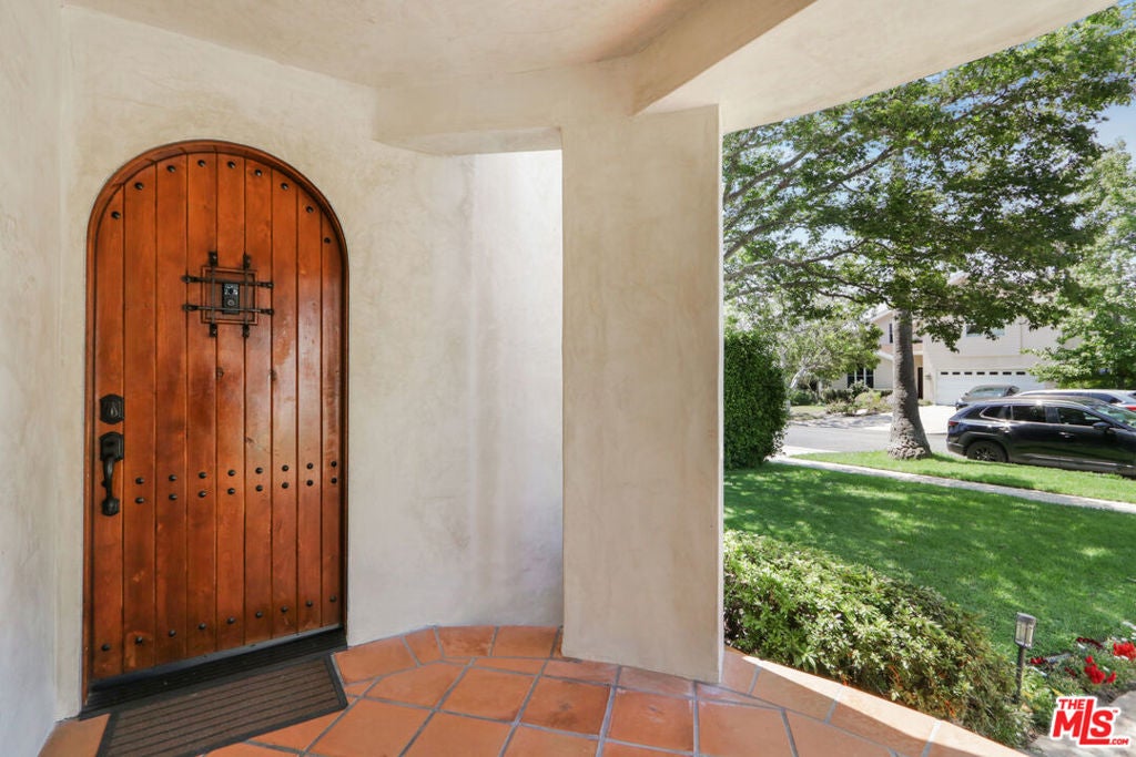 2130 Manning Avenue