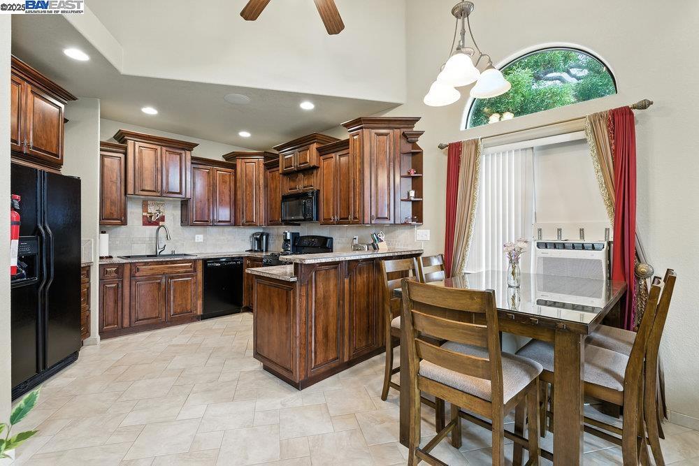 CASTRO VALLEY - Residential