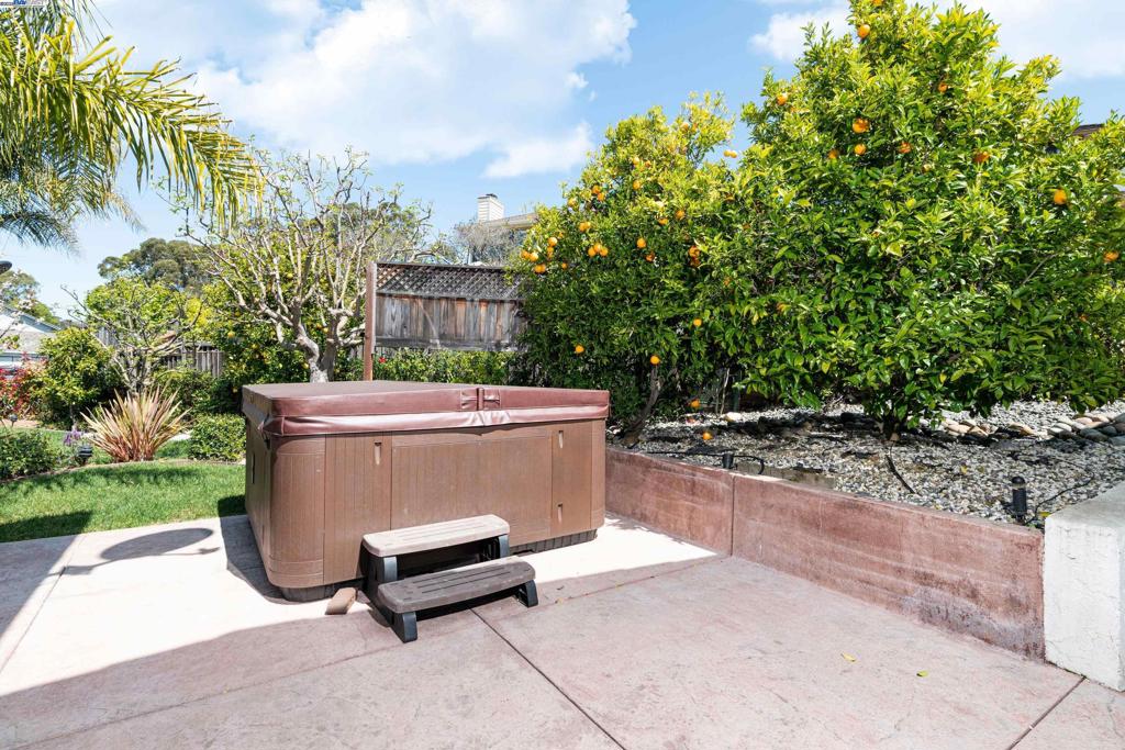 CASTRO VALLEY - Residential