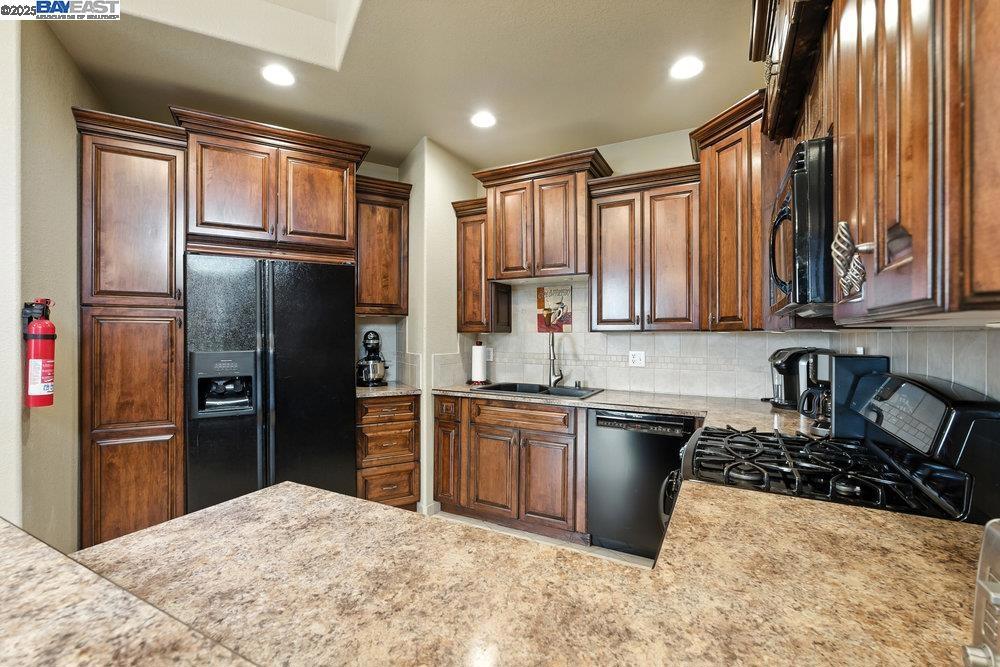 CASTRO VALLEY - Residential