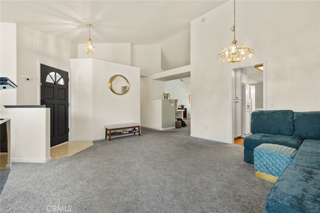 2 Summerwood Court