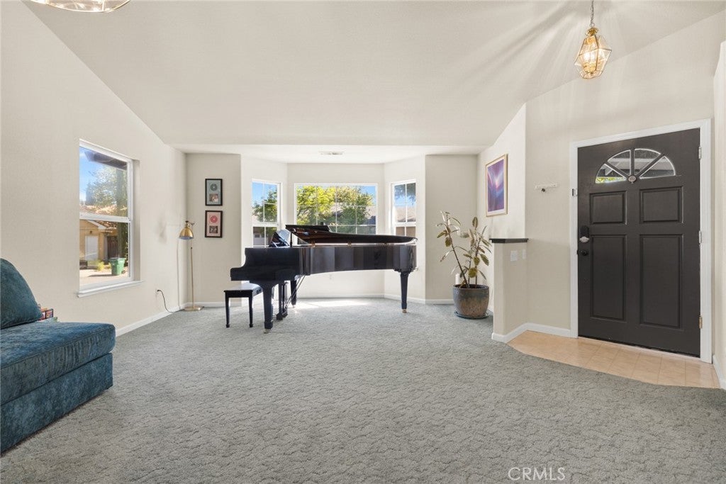 2 Summerwood Court