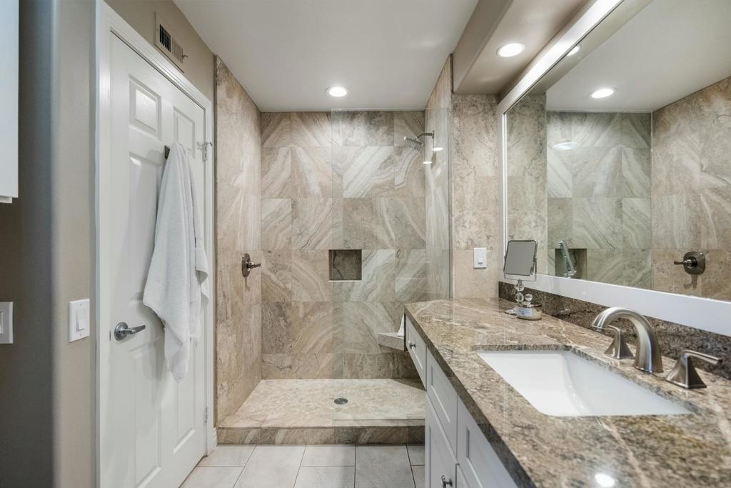 Palm Valley CC - Residential