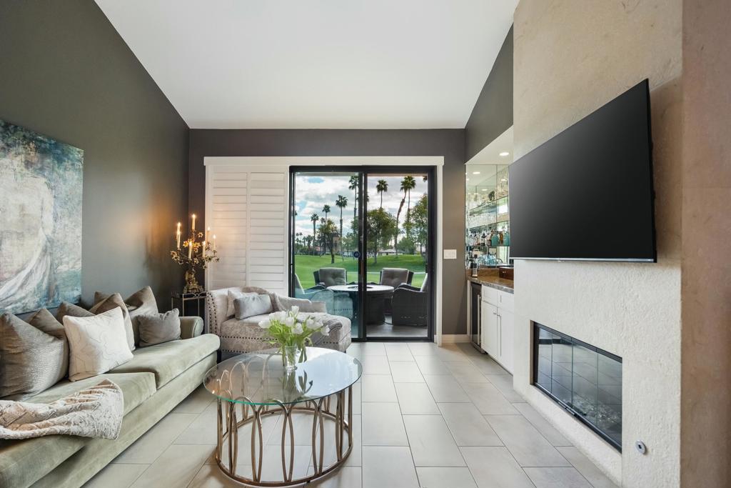 Palm Valley CC - Residential