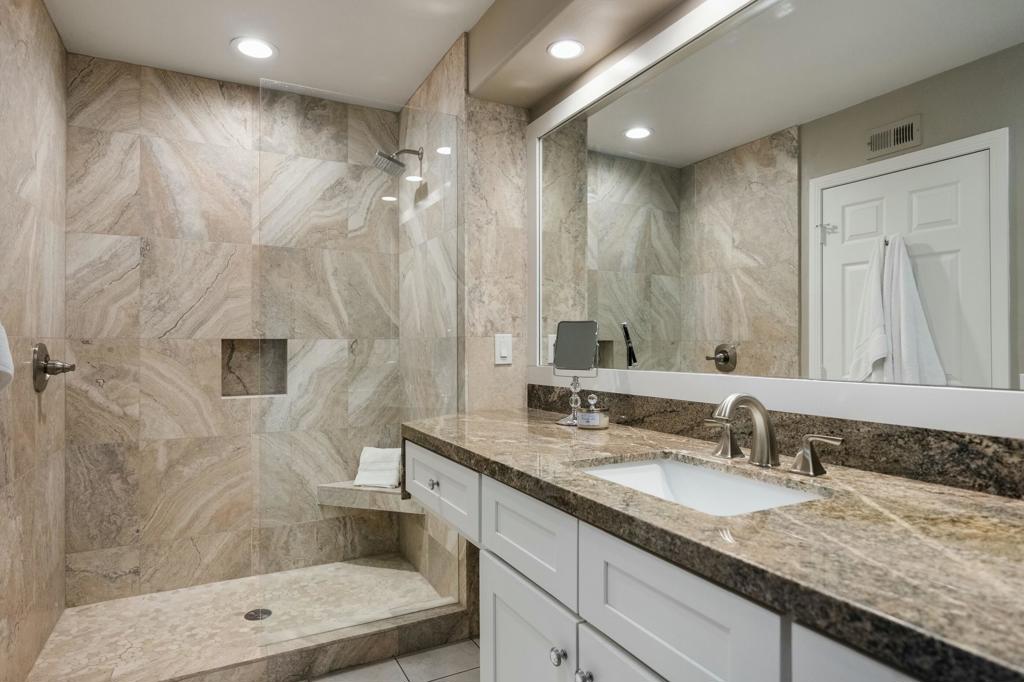 Palm Valley CC - Residential