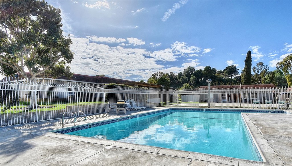 New World Condos (NW) - Residential