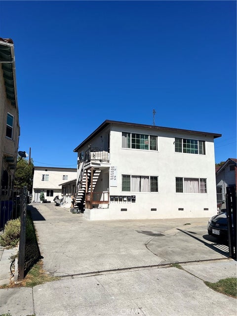 Photo of 435 W 79th ST, Los Angeles, CA 90003 (MLS # SB26222594)