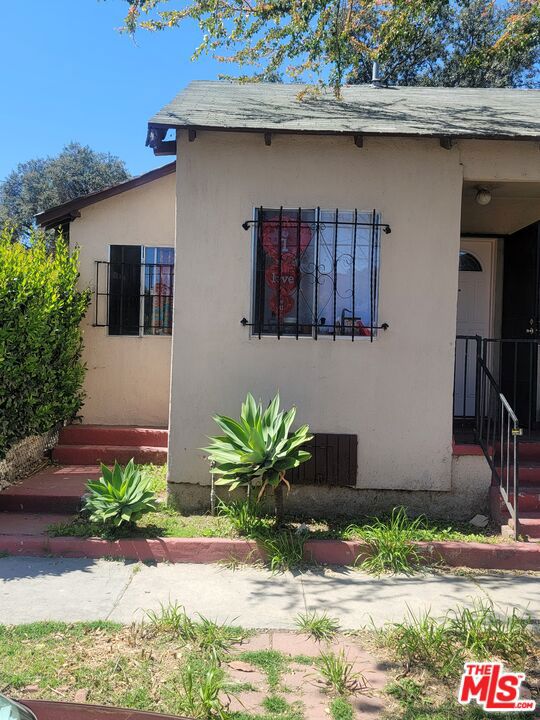 8021 Towne Avenue
