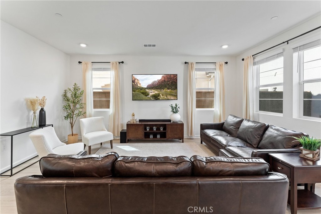 4010 Summer Way