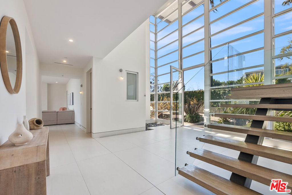770 Paseo Miramar