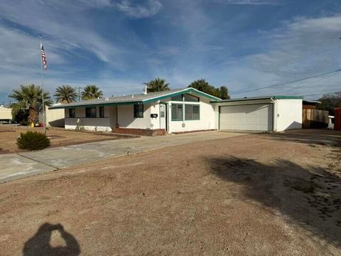 Photo of 84619 11th Street, Trona, CA 93562 (MLS # 219143976DA)