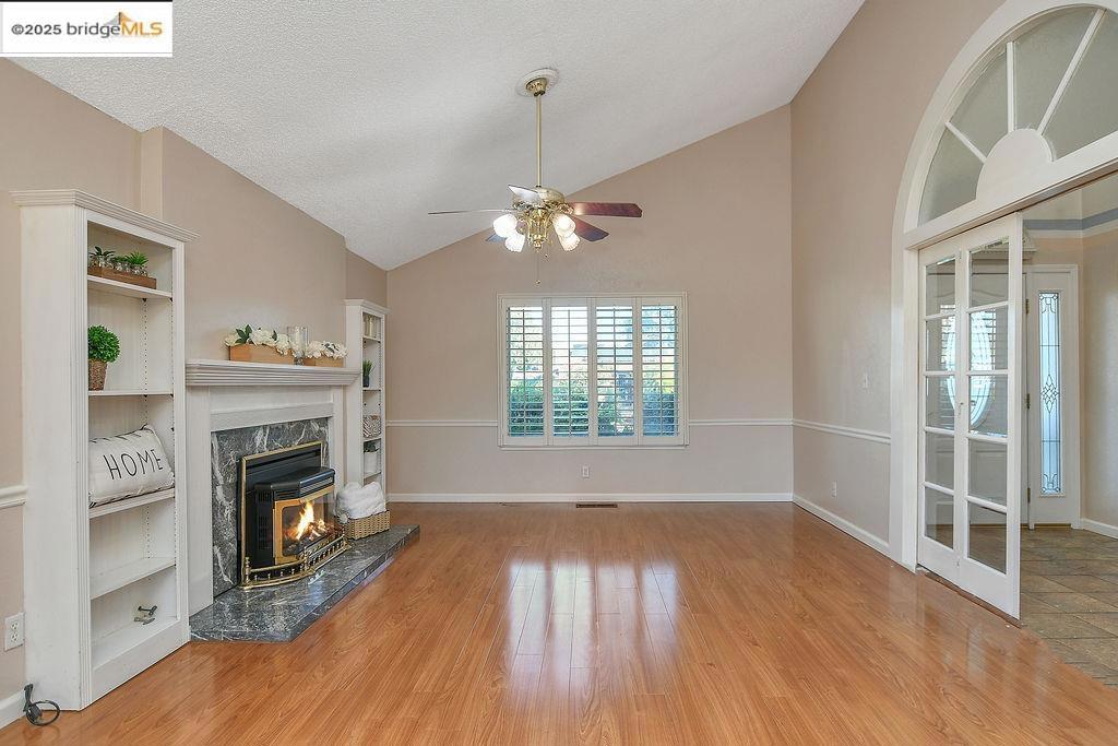 VALLEY GREEN - Residential