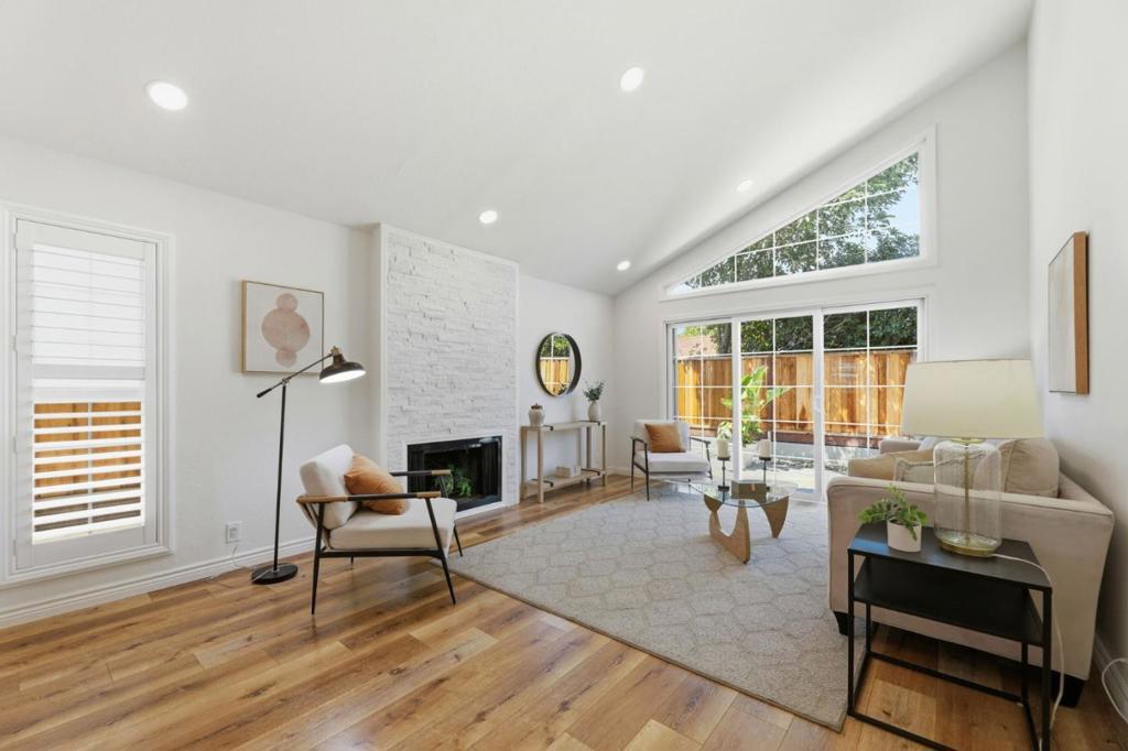 1064 N Capitol Avenue