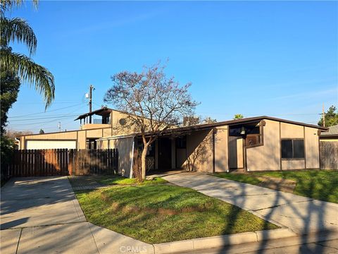6569 N College Avenue Fresno CA 93704