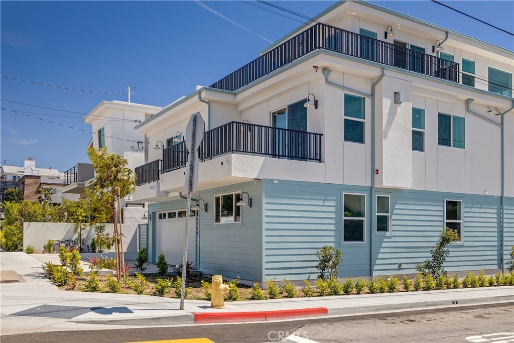 2100 Carnegie Lane