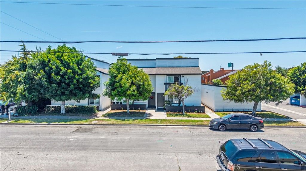 Photo of 8402 Larson AVE, Garden Grove, CA 92844 (MLS # PW26139681)
