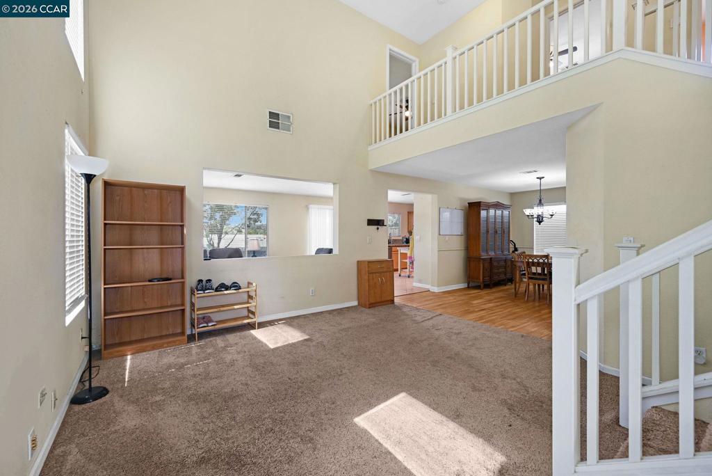 616 Ross Circle Cir, Martinez CA 94553