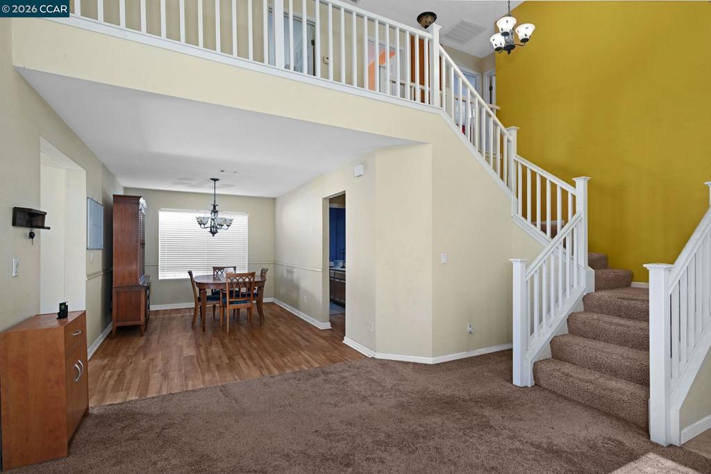 616 Ross Circle