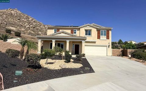 Photo of 20455 Canaan Cir Cir, Riverside, CA 92507 (MLS # 41133918)