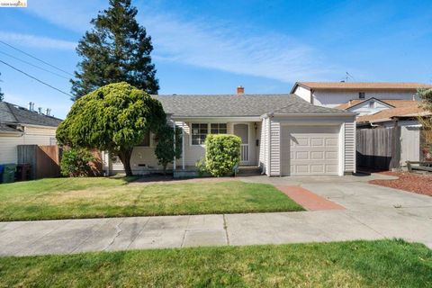 Photo of 777 Kern St St, Richmond, CA 94805 (MLS # 41129353)