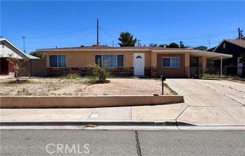 Photo of 640 Flora Street, Barstow, CA 92311 (MLS # HD25195488)