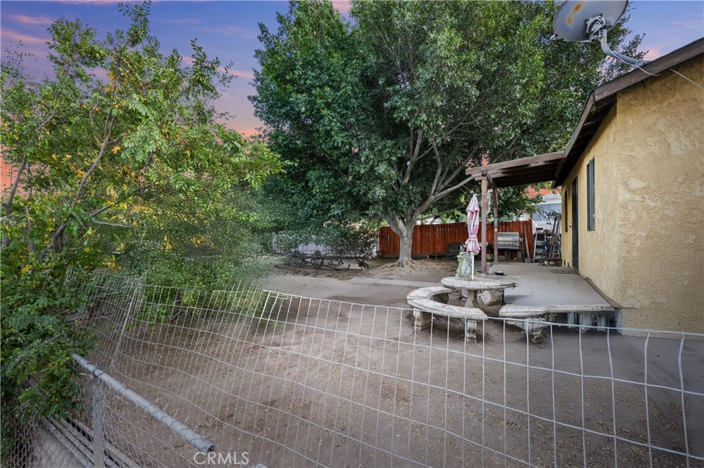 Corona Near Main - Residential