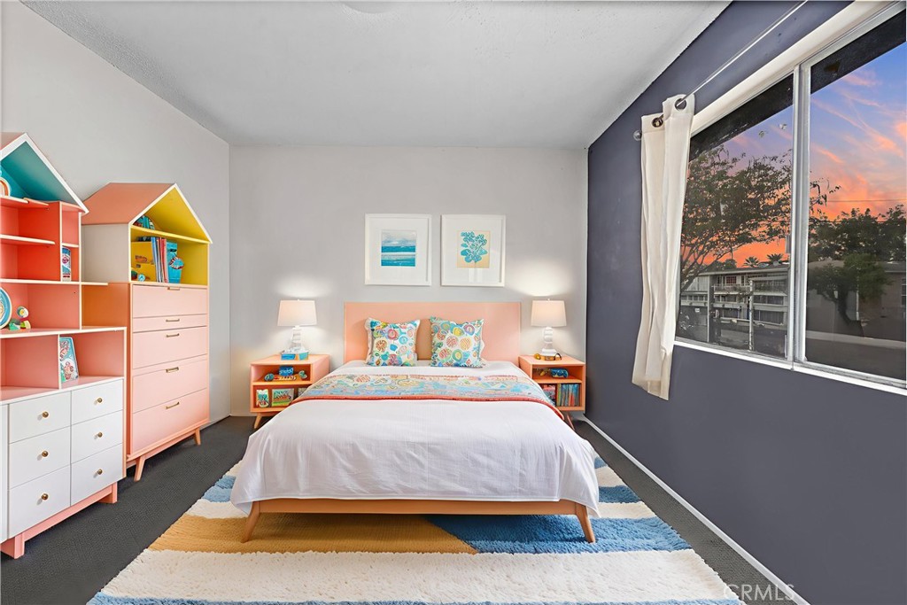 Corona Near Main - Residential