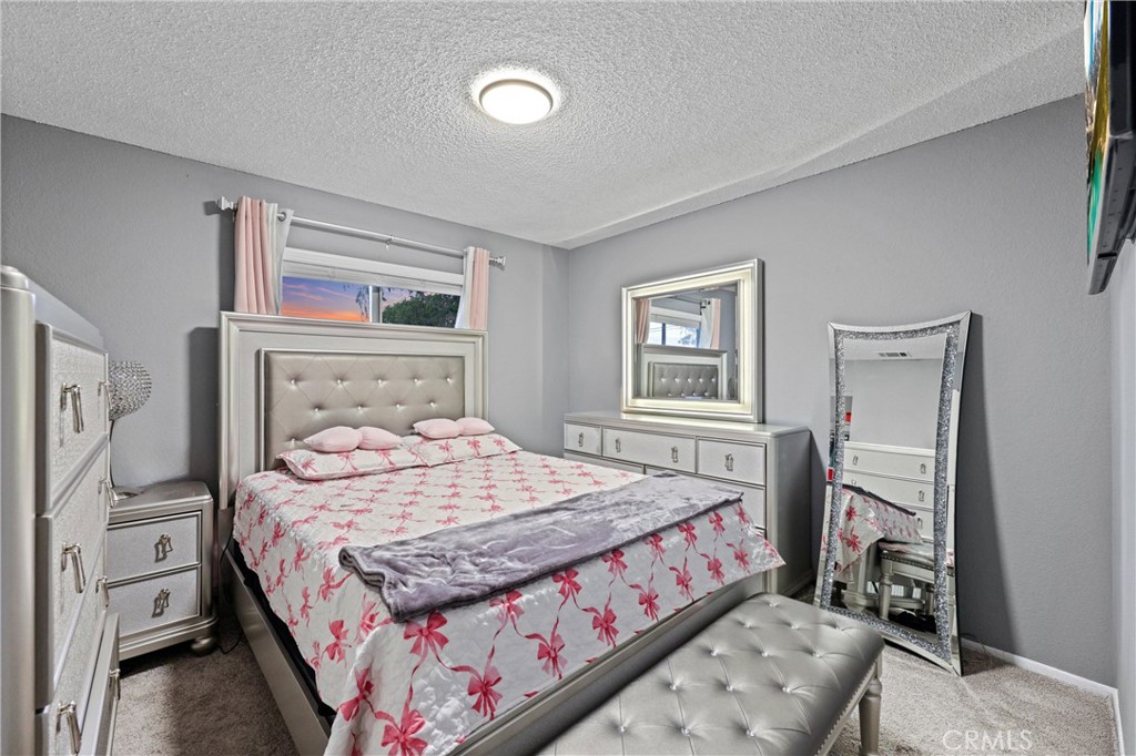 Corona Near Main - Residential