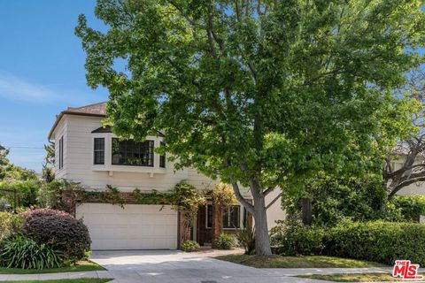Photo of 1240 S Bedford Drive, Los Angeles, CA 90035 (MLS # 26669163)
