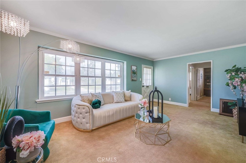 3528 Fairman