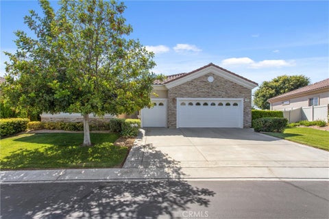 Photo of 1709 Reyes LN, Beaumont, CA 92223 (MLS # IG26128153)
