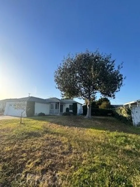 MLS: OC26090413