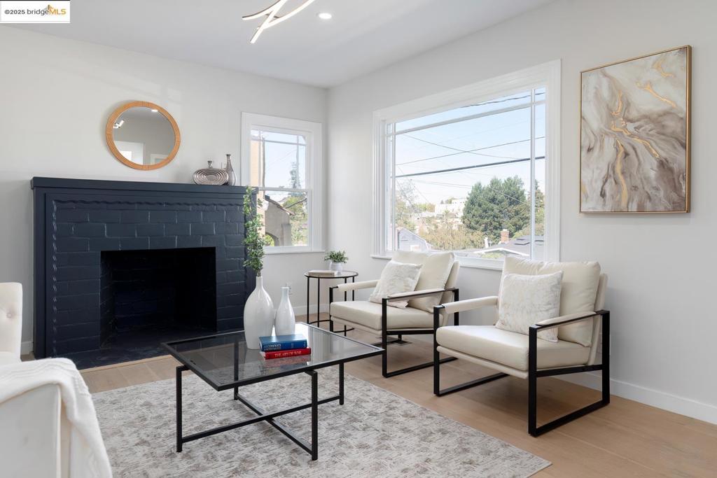 GLENVIEW - Residential