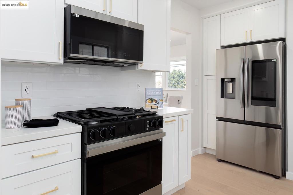 GLENVIEW - Residential