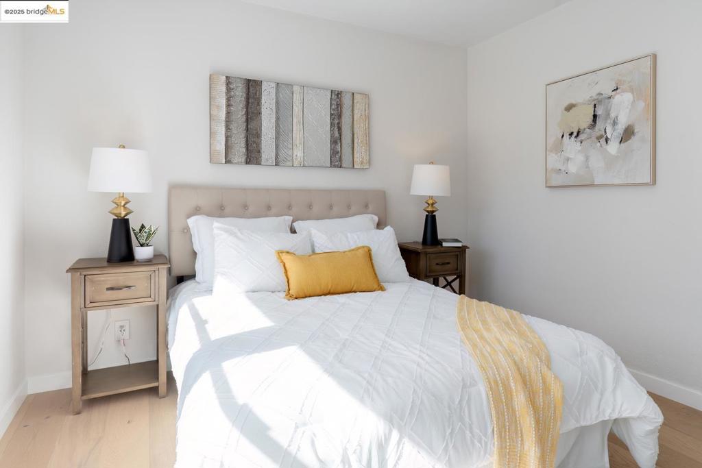 GLENVIEW - Residential