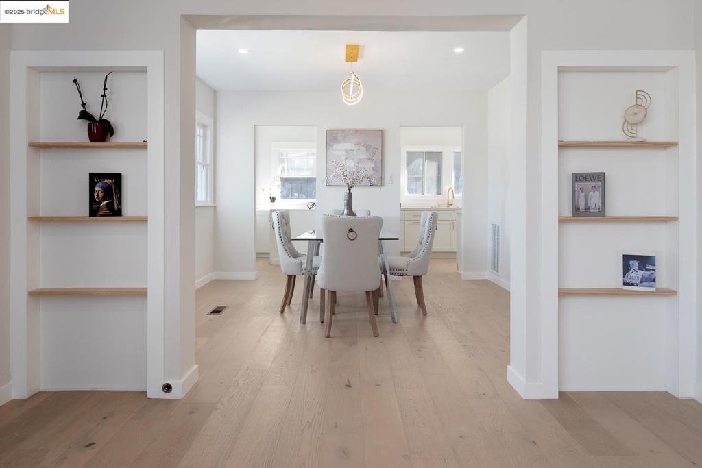 GLENVIEW - Residential